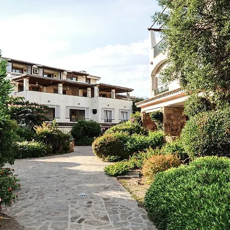 Aparthotel Elite Smeralda 3*